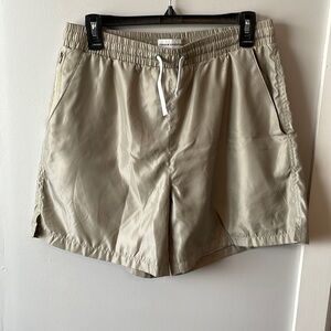Maison Article men's shorts size Medium. Used Beige